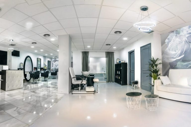 salon suite