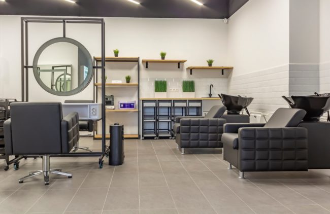 Top 5 Amenities That Make Salon Studios Stand Out